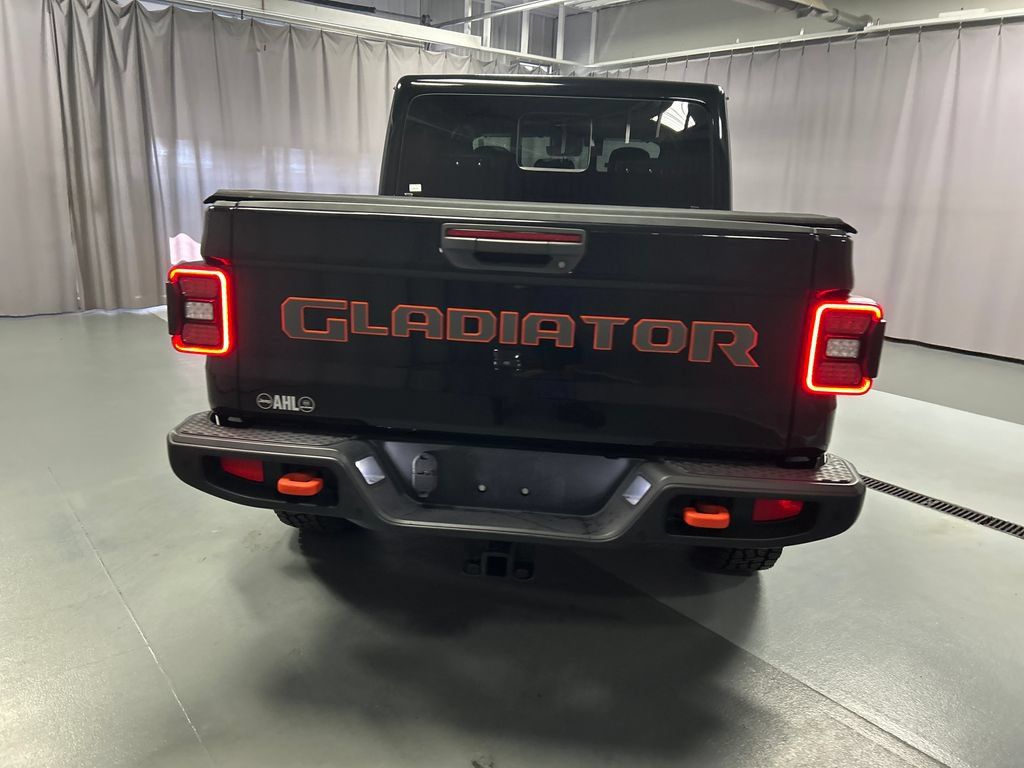 Used 2020 Jeep Gladiator Mojave w/ Dual Top Group AWD/4WD image 6