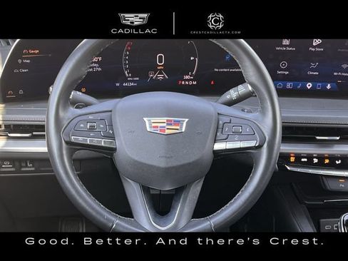 Used 2025 Cadillac XT4 Premium Luxury FWD image 14