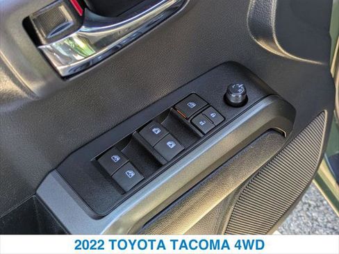 Used 2022 Toyota Tacoma TRD Sport w/ Technology Package image 13