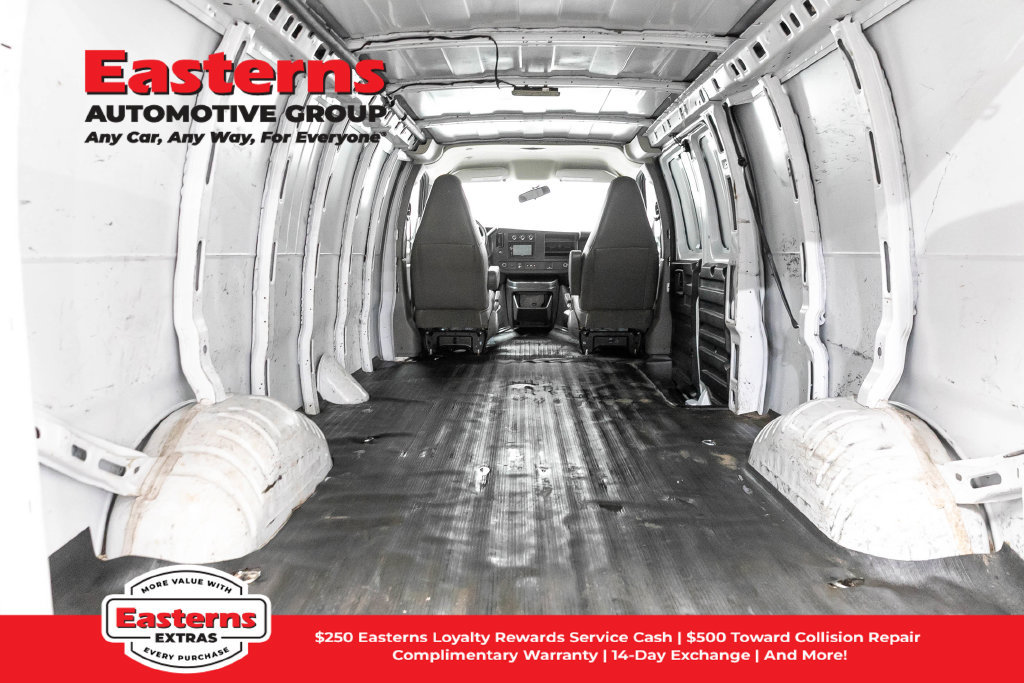 Used 2019 Chevrolet Express 2500 Extended RWD image 10