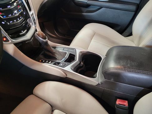 Used 2014 Cadillac SRX Luxury FWD image 26