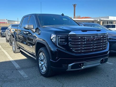 Used 2025 GMC Sierra 1500 Denali w/ Technology Package image 2
