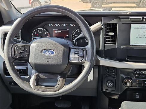 Used 2023 Ford F250 XL w/ XL Chrome Package RWD image 17