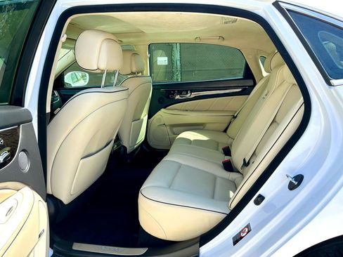 Used 2014 Hyundai Equus Signature image 14