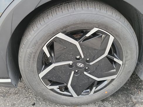 Certified 2024 Hyundai Ioniq 5 SEL image 25