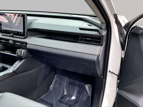 Used 2026 Toyota RAV4 XLE Premium AWD/4WD image 18