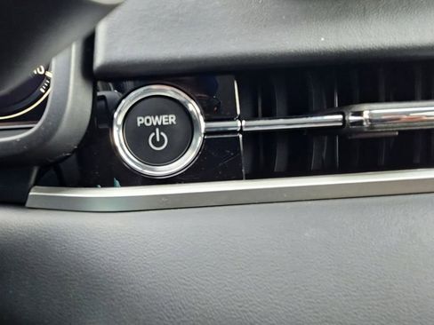 Used 2025 Mitsubishi Outlander 4WD Plug-In Hybrid image 18