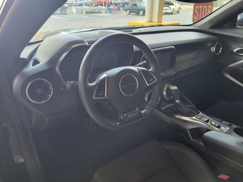 Certified 2017 Chevrolet Camaro SS RWD image 22