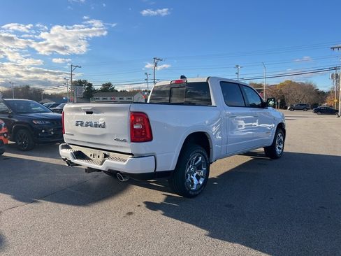 New 2026 RAM 1500 4x4 Crew Cab image 7