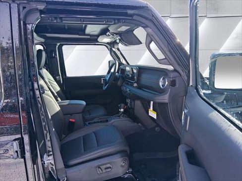 New 2026 Jeep Wrangler Sahara image 32