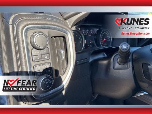 Used 2019 Chevrolet Silverado 1500 High Country image 17