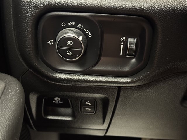 Used 2022 RAM 1500 Big Horn AWD/4WD image 28