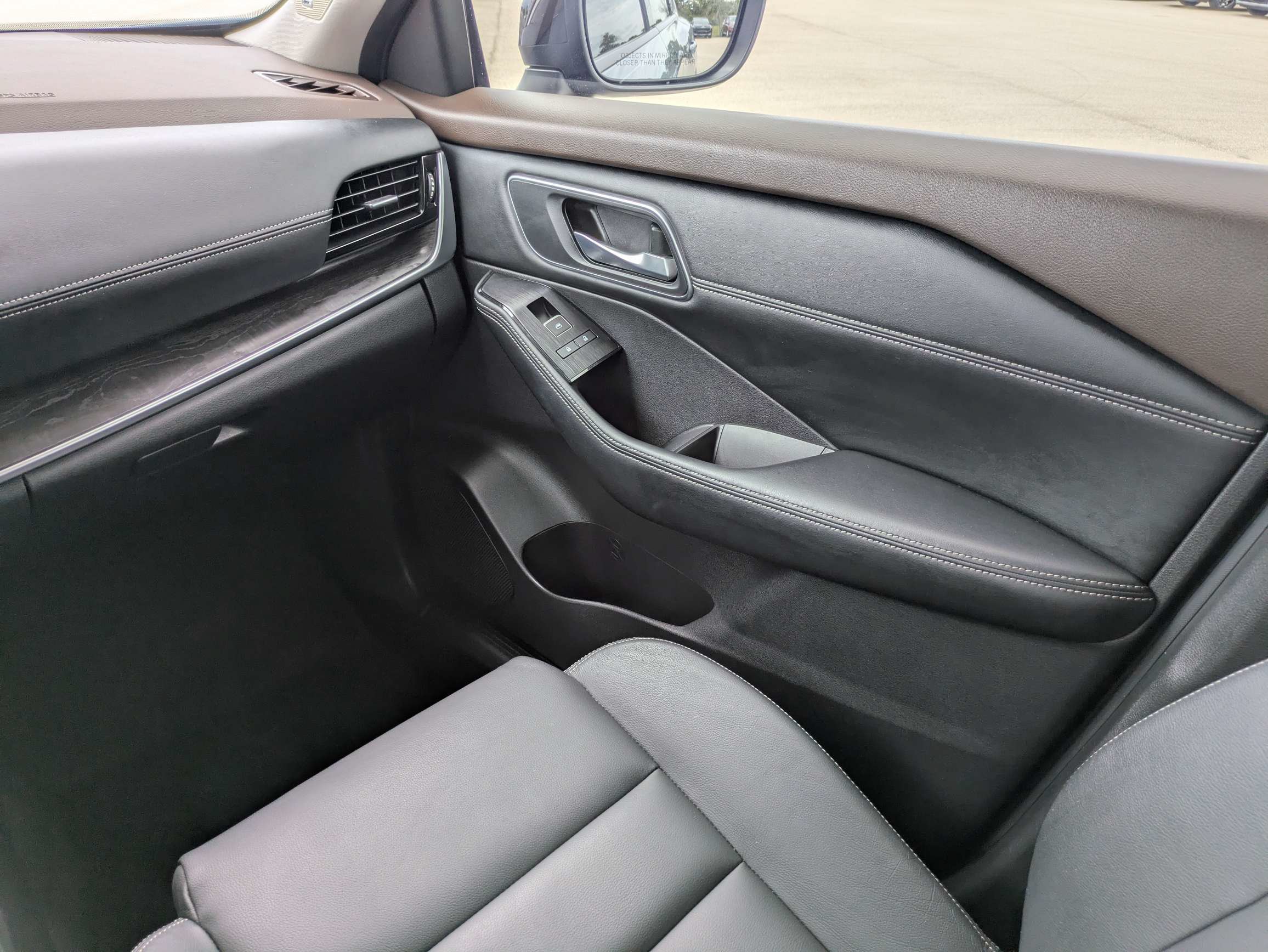 Used 2021 Nissan Rogue SL w/ Premium Package FWD image 17