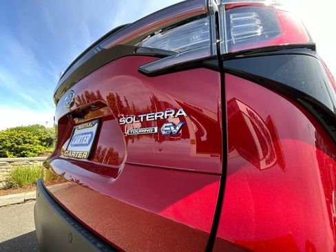 Used 2024 Subaru Solterra w/ Touring Package image 8