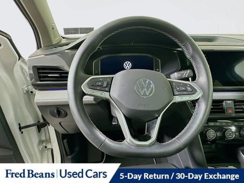 Used 2023 Volkswagen Taos SEL image 12