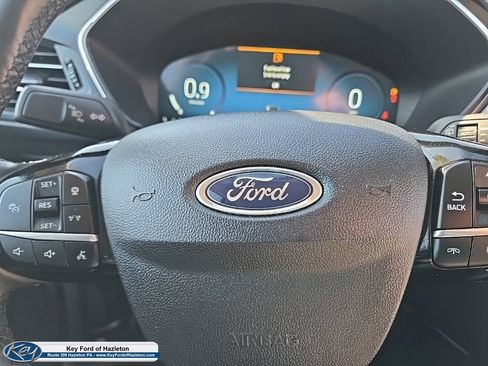 Used 2024 Ford Escape Platinum AWD/4WD image 28