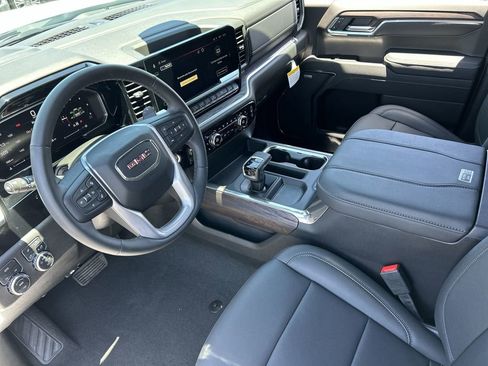 Used 2026 GMC Sierra 1500 SLT w/ SLT Premium Package AWD/4WD image 10