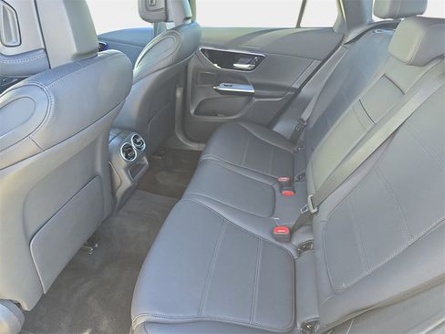 Used 2024 Mercedes-Benz GLC 300 GLC 300 image 17