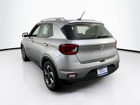 Used 2023 Hyundai Venue SEL w/ Cargo Package FWD image 7