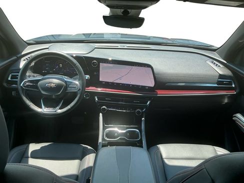 Used 2026 Chevrolet Traverse Z71 w/ Driver Confidence Package AWD/4WD image 17