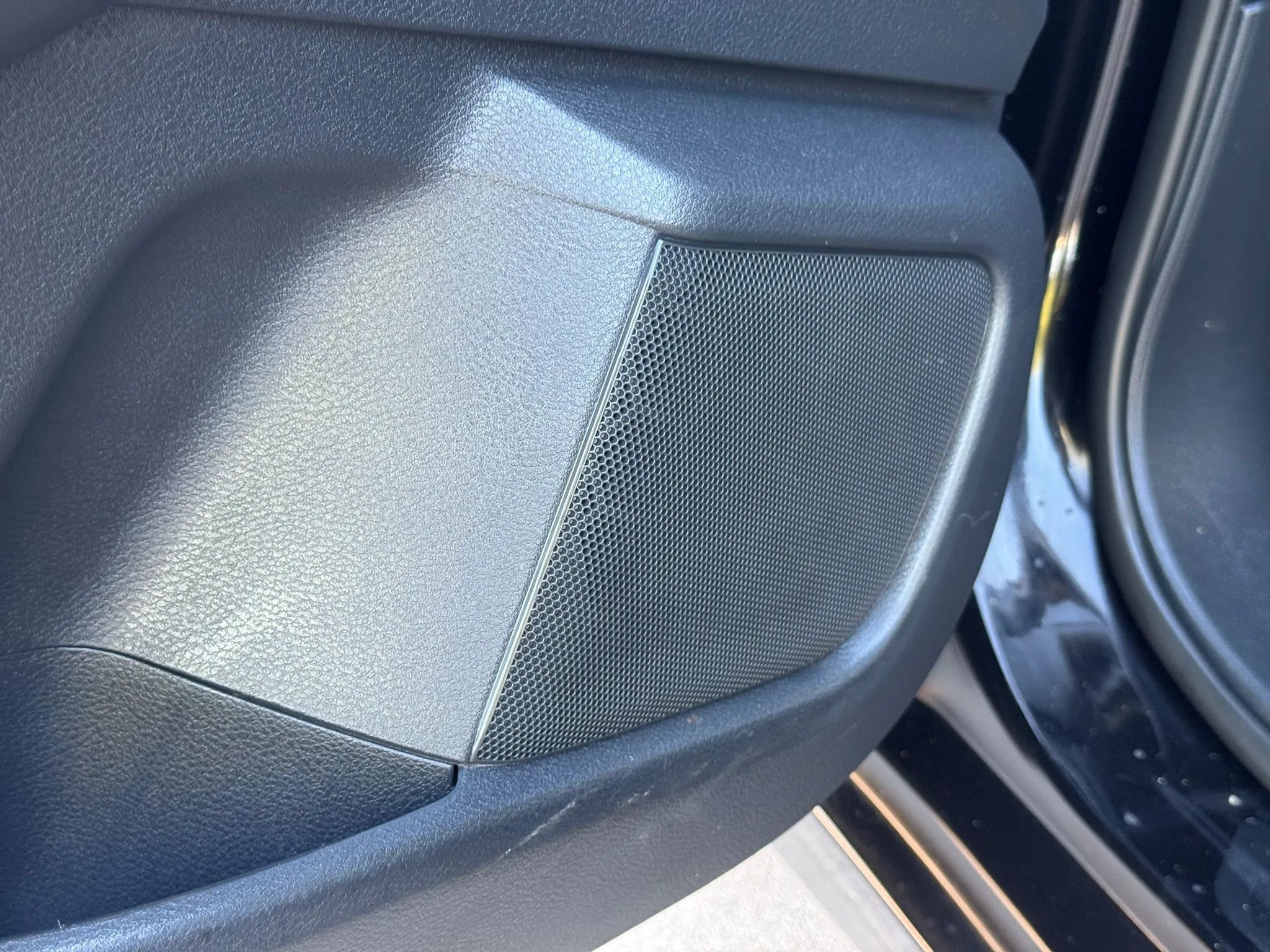Used 2020 Nissan Sentra SV FWD image 13