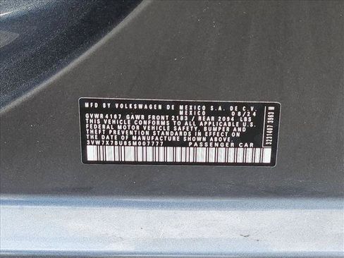 Used 2025 Volkswagen Jetta SE FWD image 22