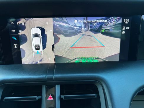 Used 2020 Porsche Taycan 4S image 25