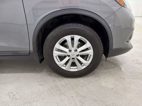 Used 2015 Nissan Rogue SV image 14