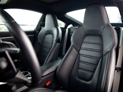 Certified 2022 Porsche 911 Turbo AWD/4WD image 5