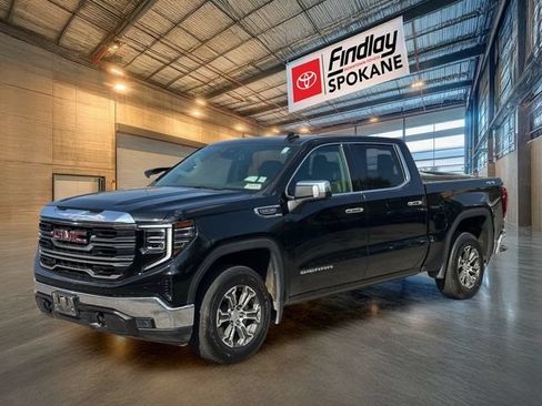 Used 2025 GMC Sierra 1500 SLT AWD/4WD image 1