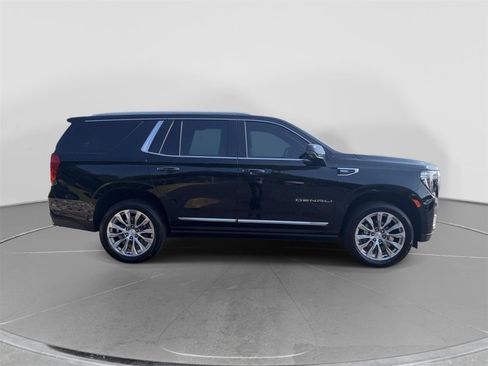 Used 2024 GMC Yukon Denali w/ Denali Reserve Package AWD/4WD image 6