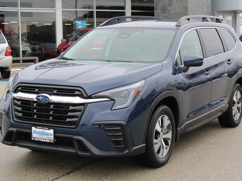 Certified 2023 Subaru Ascent Premium image 1