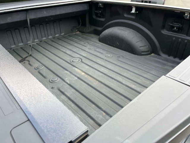 Used 2022 Ford F250 Lariat w/ Lariat Ultimate Package AWD/4WD image 11