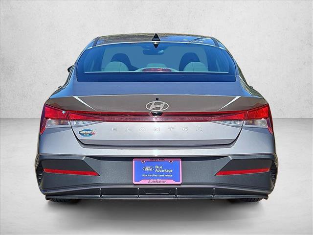 Used 2024 Hyundai Elantra SEL FWD image 7