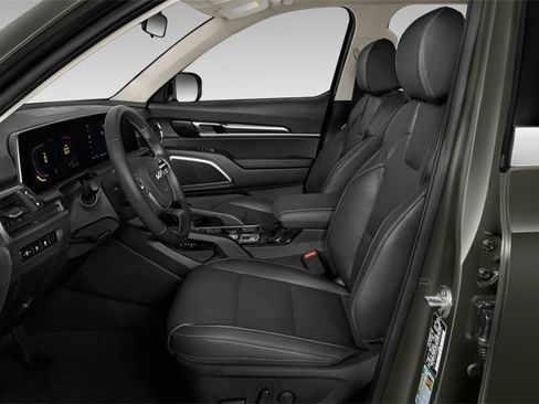 Used 2025 Kia Telluride S image 10