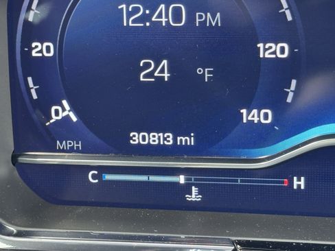 Used 2022 Chevrolet Silverado 1500 ZR2 w/ Technology Package image 8