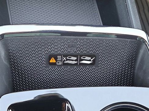 New 2026 Chevrolet Equinox RS w/ Convenience Package III FWD image 20