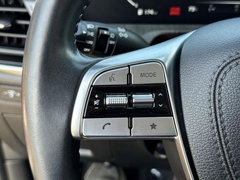 Used 2024 Kia Telluride SX w/ Towing Package image 23