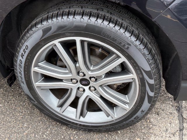 Certified 2023 Ford Edge Titanium w/ Class II Trailer Tow Package AWD/4WD image 5
