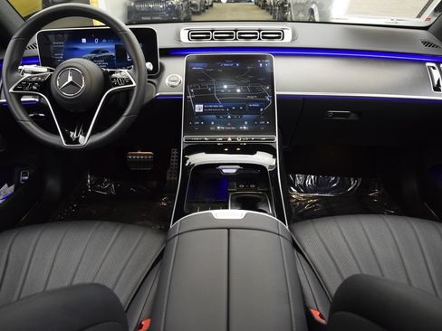 Certified 2022 Mercedes-Benz S 500 4MATIC image 19