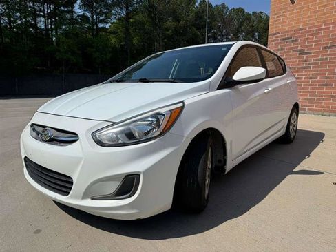 Used 2016 Hyundai Accent SE image 5