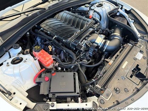 Used 2018 Chevrolet Camaro SS RWD image 28