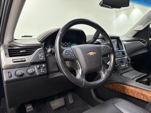 Used 2019 Chevrolet Tahoe Premier AWD/4WD image 18