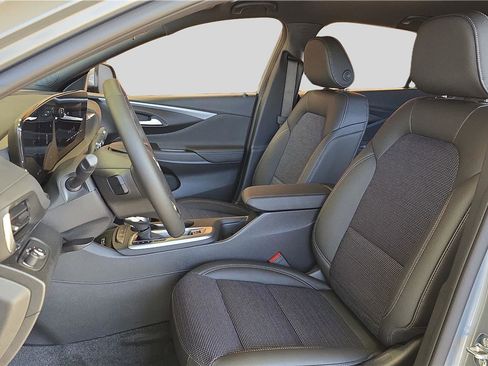 New 2026 Buick Envista Preferred image 11