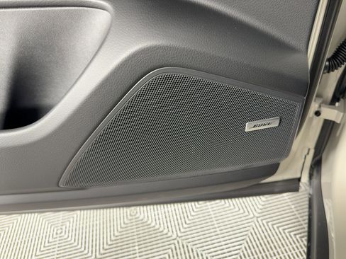 Used 2026 Porsche Cayenne E-Hybrid image 22