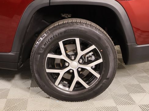 Used 2023 Jeep Grand Cherokee L Limited RWD image 21