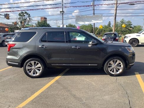 Used 2018 Ford Explorer Limited w/ Ford Safe & Smart Package AWD/4WD image 8