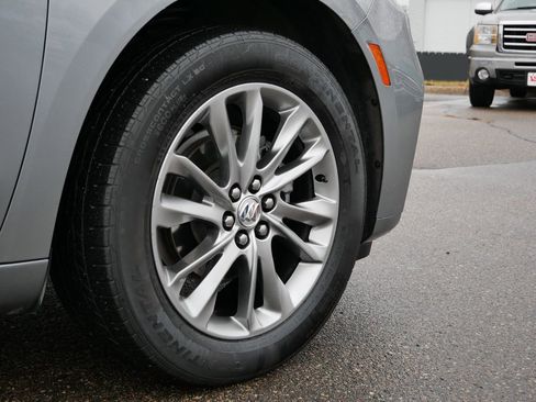 Used 2024 Buick Enclave Avenir w/ Avenir Technology Package image 9