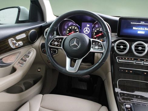 Used 2022 Mercedes-Benz GLC 300 image 18