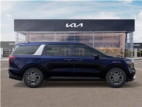 New 2026 Kia Carnival EX image 34